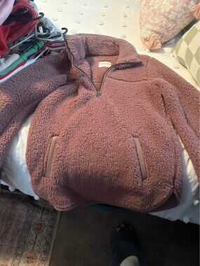 Abercrombie and Fitch Sherpa 1/4 Zip XS